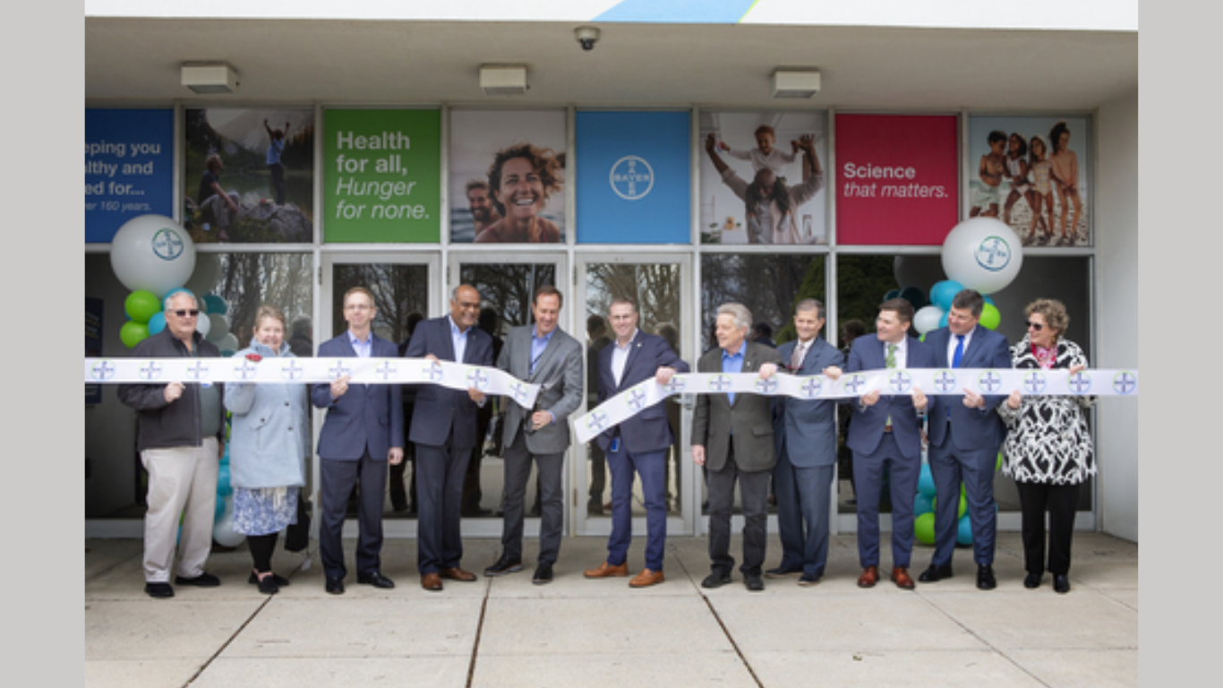 Bayer executives and esteemed elected officials celebrate the grand opening of Bayer's expanded manufacturing facility in Myerstown, PA (Daniel Shanken/AP Content Services for Bayer) (Photo Courtesy: Business Wire)