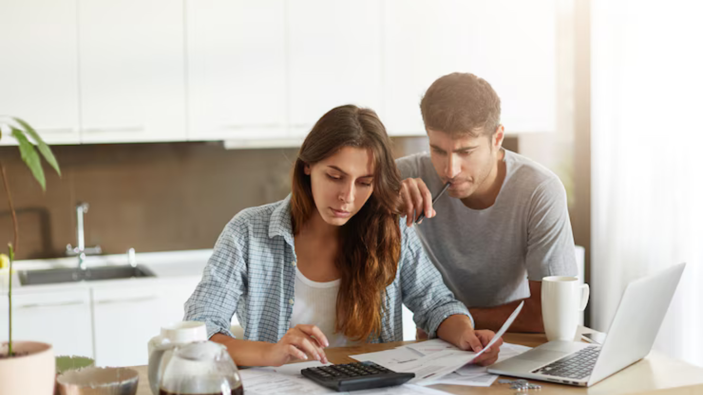 Common Mistakes Homeowners Make When Filing Claims Without a Public Adjuster