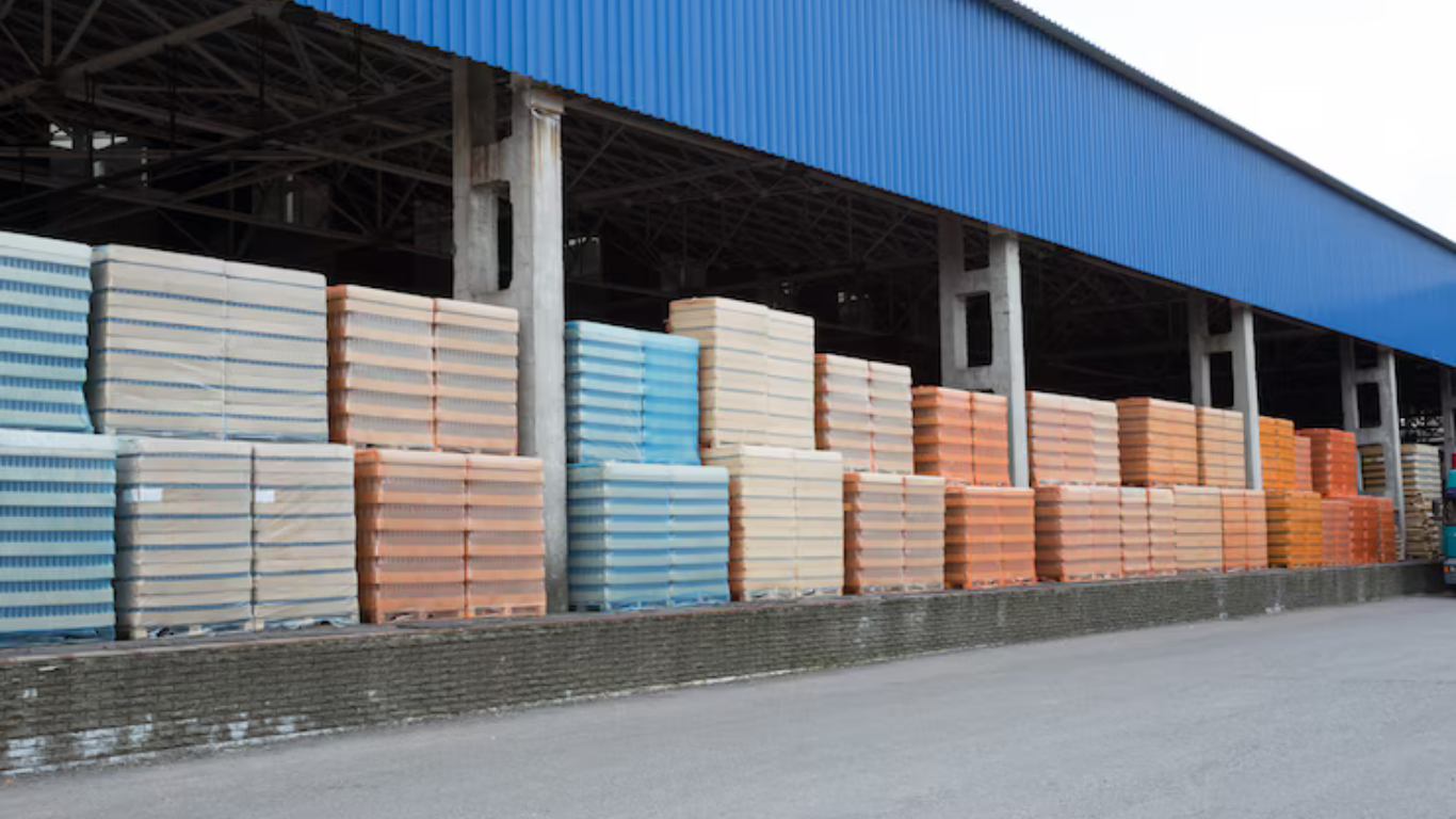How to Choose the Right Pallets for Your Warehouse