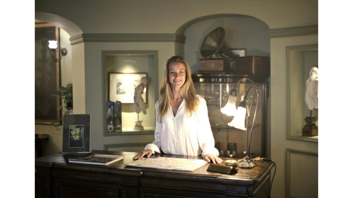 How to Write an Effective Hospitality Job Posting That Attracts Top Talent