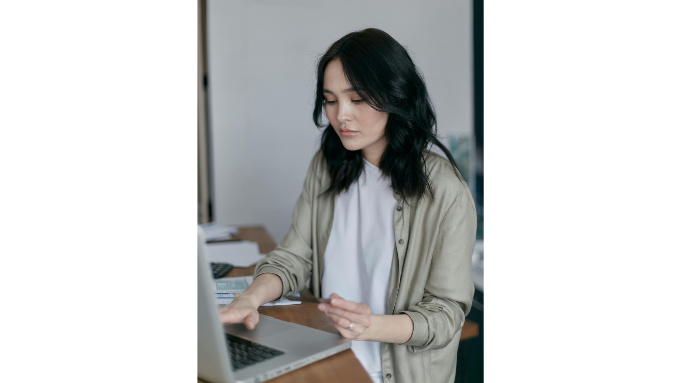 How to Make Your Invoices Clear, Professional, and On Time » World ...