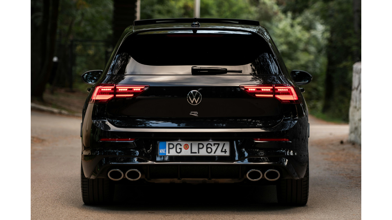 Mastering the Art of Automotive Painting: How to Succeed in the Business