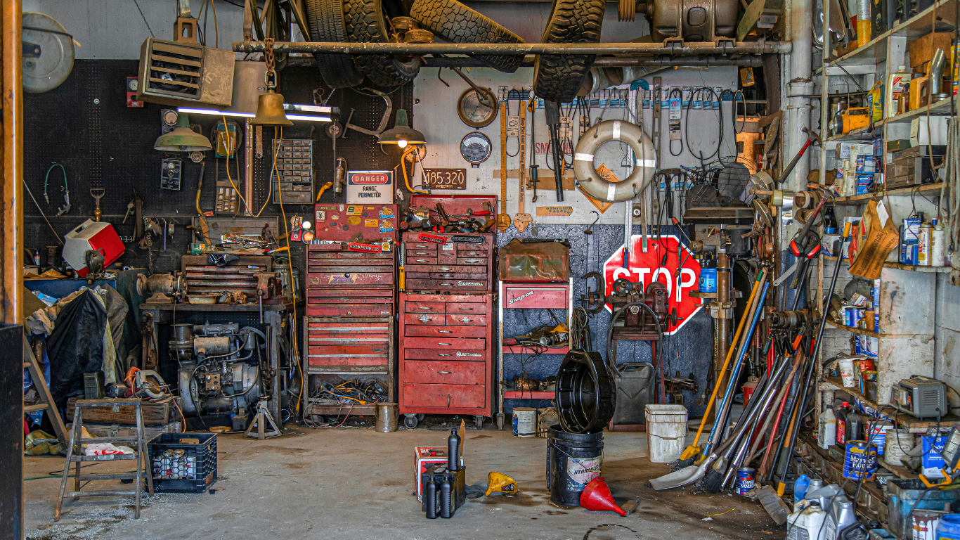 Useful Renovation Tips for Your Auto Repair Garage https://unsplash.com/photos/black-metal-tool-lot-onnJOfF-okU