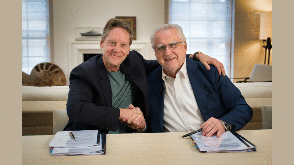 I-Pulse Co-Founder Chairman and CEO Robert Friedland and Codelco Chairman Máximo Pacheco (Image Courtesy: Businrss Wire)