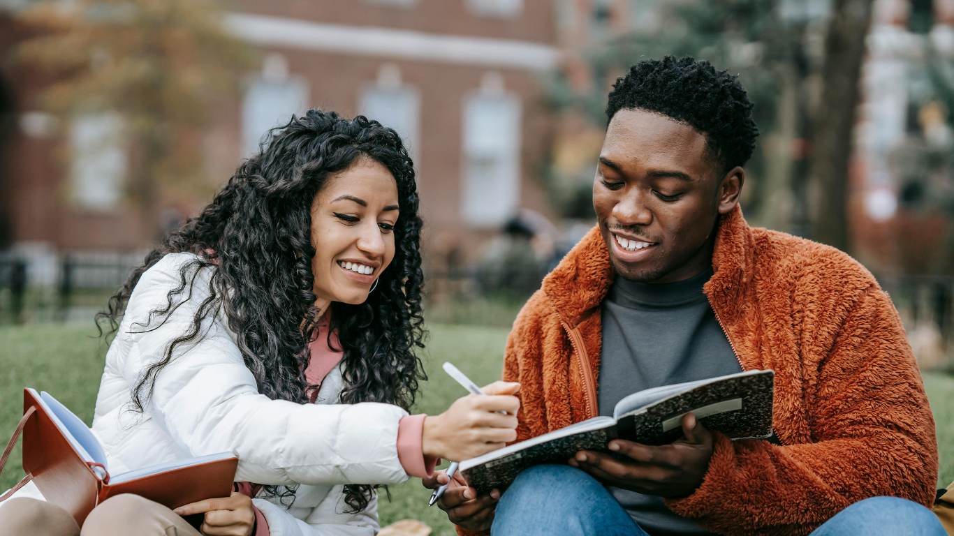 Dreaming of Studying Abroad? Here’s How to Save Smart and Make It Happen