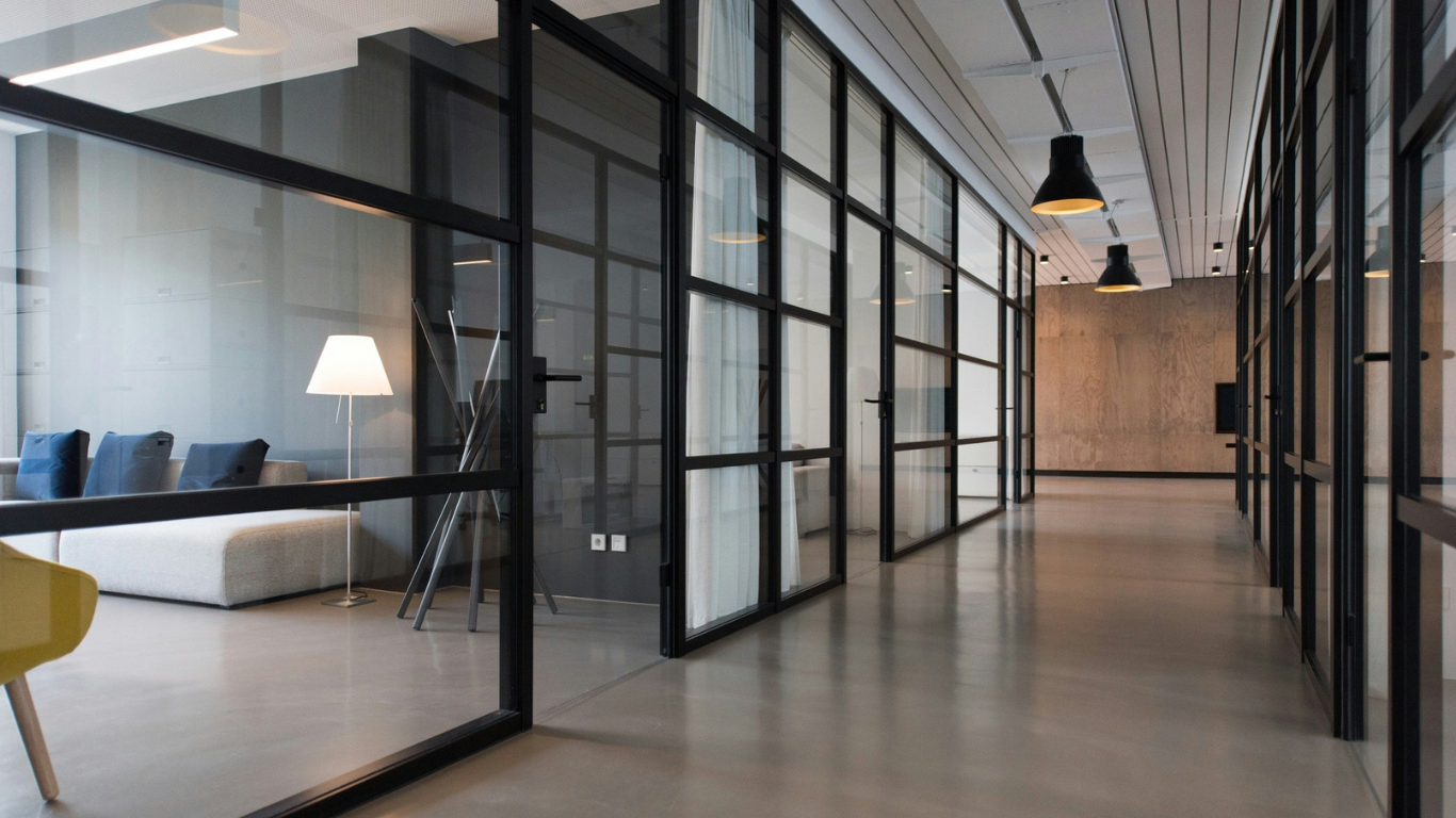 Expert Tips for Keeping Your Office Sparkling Clean