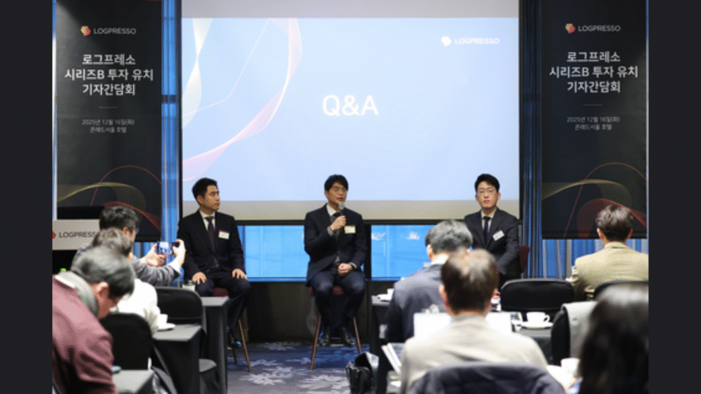 From left, Hyungkeun Park, CFO of Logpresso, Bongyeol Yang, CEO, and Dong-Eon Goo, Chief Business Officer (Photo: Logpresso)