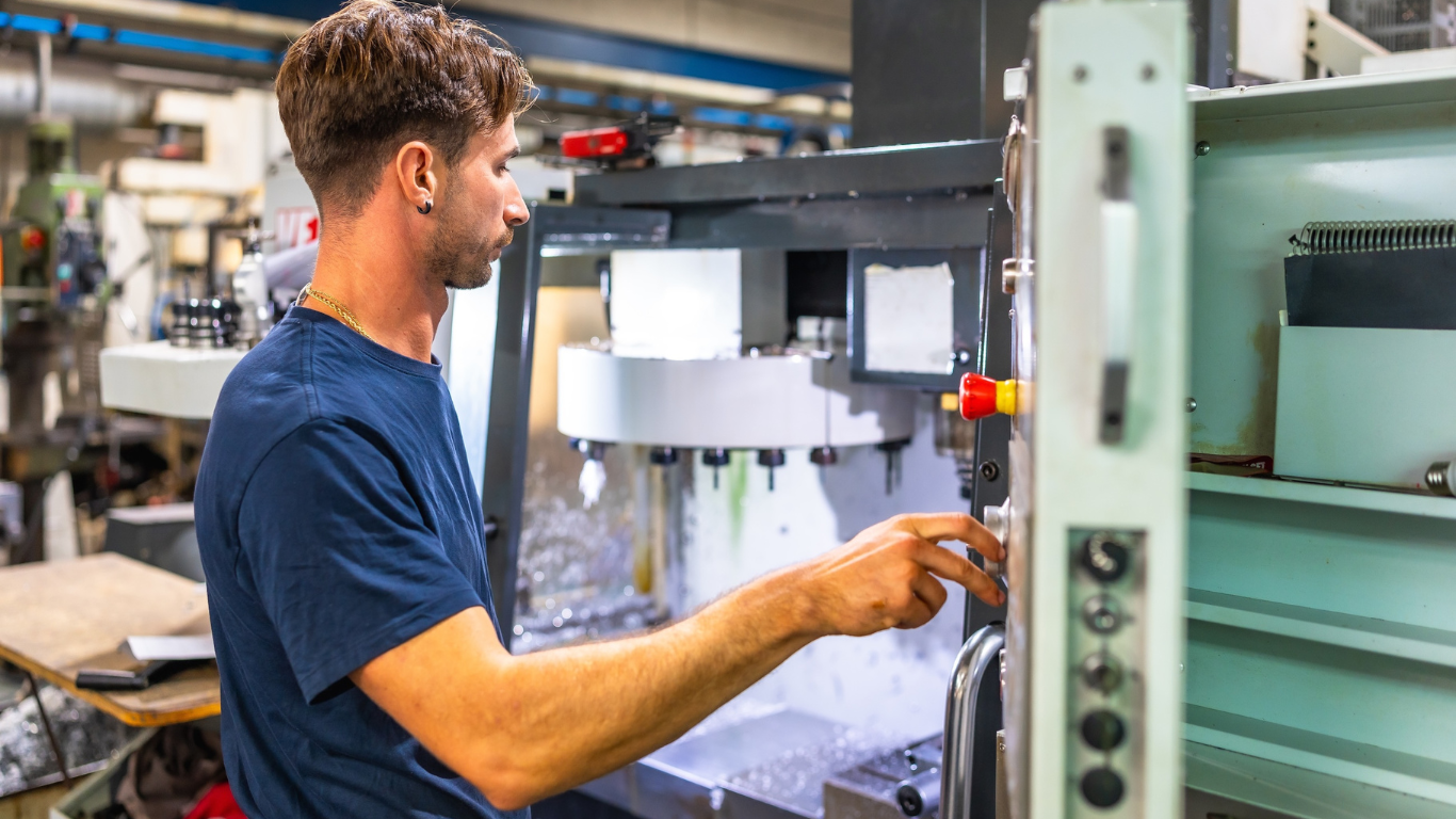 How Smart Injection Moulding Decisions Drive Scalable Business Growth