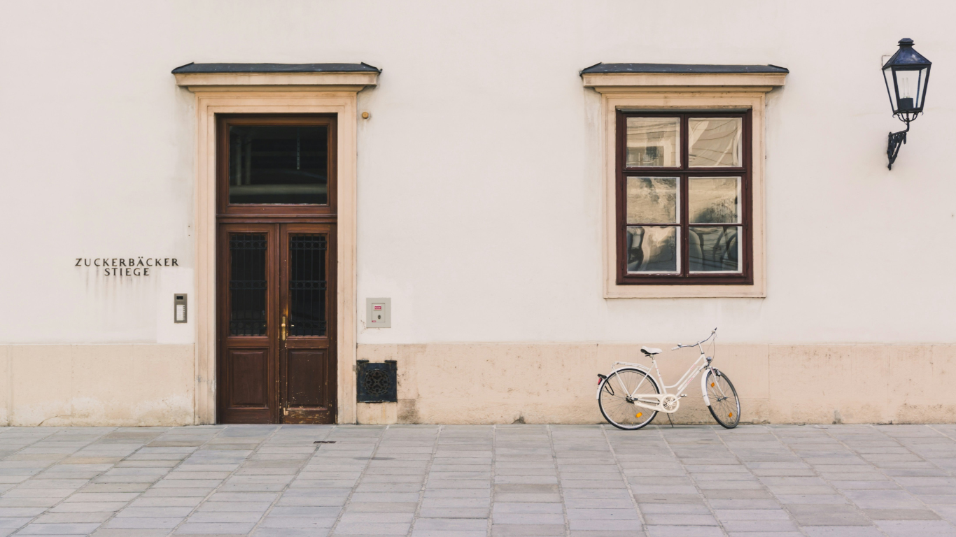 How Exterior Surface Wear Can Affect Overall Property Appearance