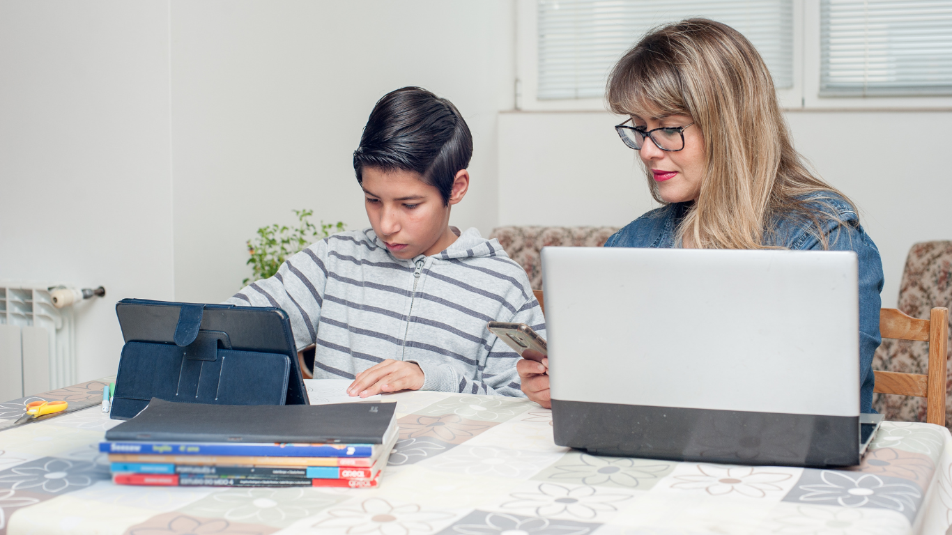 Online vs Offline GRE Courses: Choosing What Actually Works for You