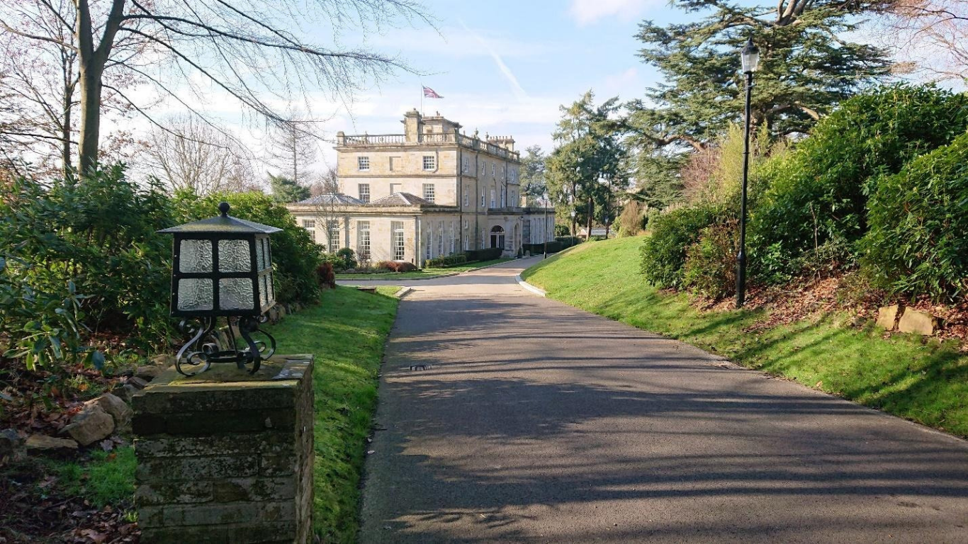 How to Finance a Property Purchase for Your Business (IMAGE SOURCE: https://pixabay.com/photos/manor-chateau-path-property-4914794/)