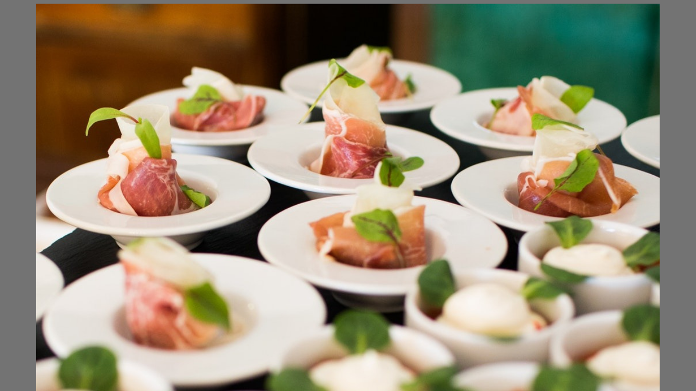 Why Speedy Catering Solutions Matter During Business Disruptions. (Image source: https://unsplash.com/photos/V98W_4pCrVA)