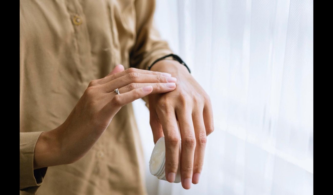 Future-Proofing Aged Care: The Rise of Tech-Driven Operations. (IMAGE SOURCE: https://pixabay.com/photos/self-care-morning-routine-activity-6886590/)