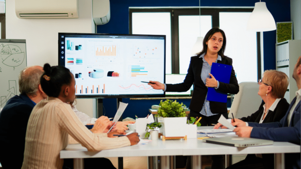 The Power of Storytelling with Data in Modern Decision-Making. (Image credit: Magnific)