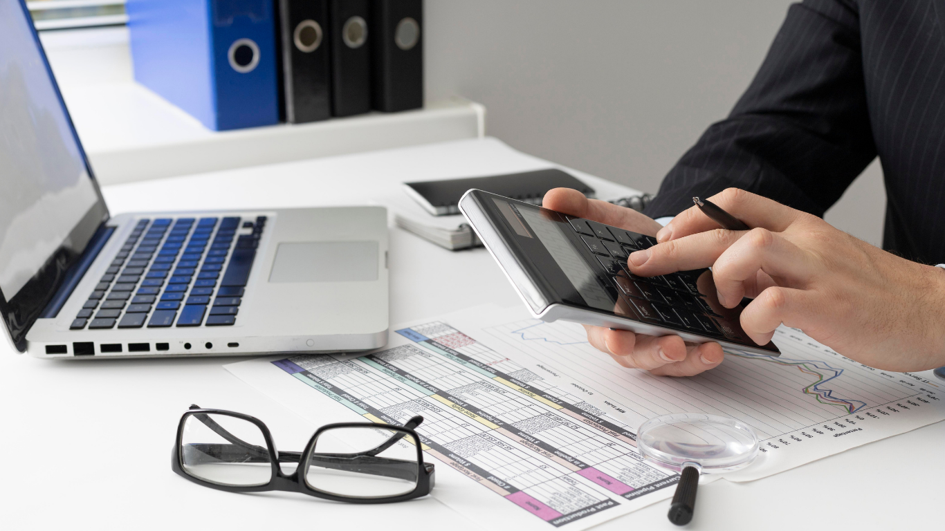 Visa Integrates Accounts Receivable Manager into Commercial Solutions Hub. https://www.magnific.com/free-photo/side-view-business-man-calculating-finance-numbers_11621120.htm#fromView=search&page=1&position=4&uuid=0f9d9f2f-e62c-4fcf-a963-184f34eb4a21&query=accounts+receivable+