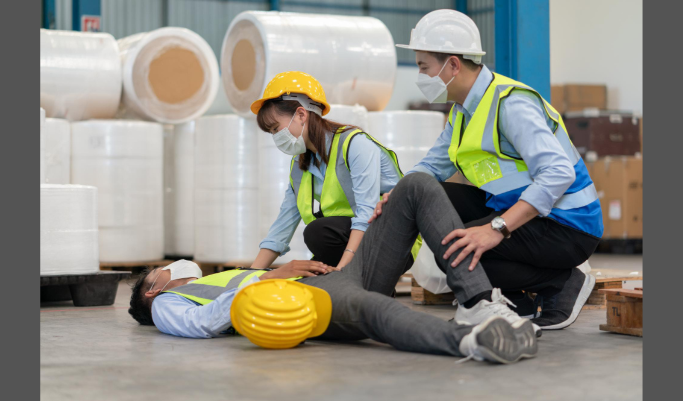 What Employees Should Avoid After a Workplace Injury in Jamestown, NY. (Image credit: Magnific)