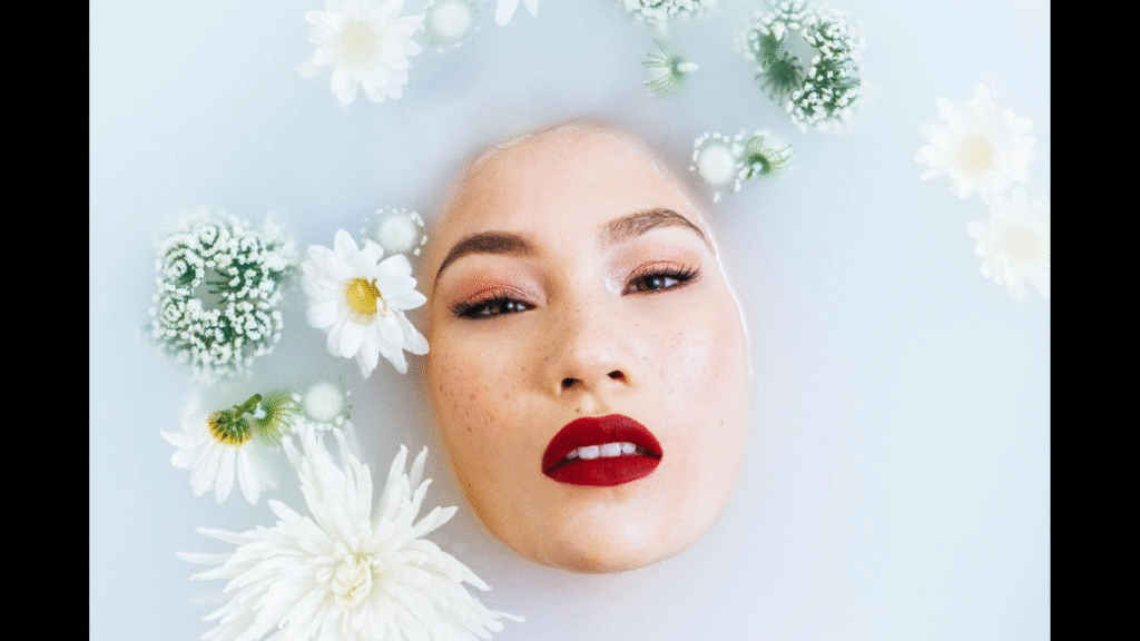 The Global Consumer Shift Toward Subtle Aesthetic Enhancements. (IMAGE SOURCE: https://pixabay.com/photos/woman-bath-beauty-face-model-2498668/)