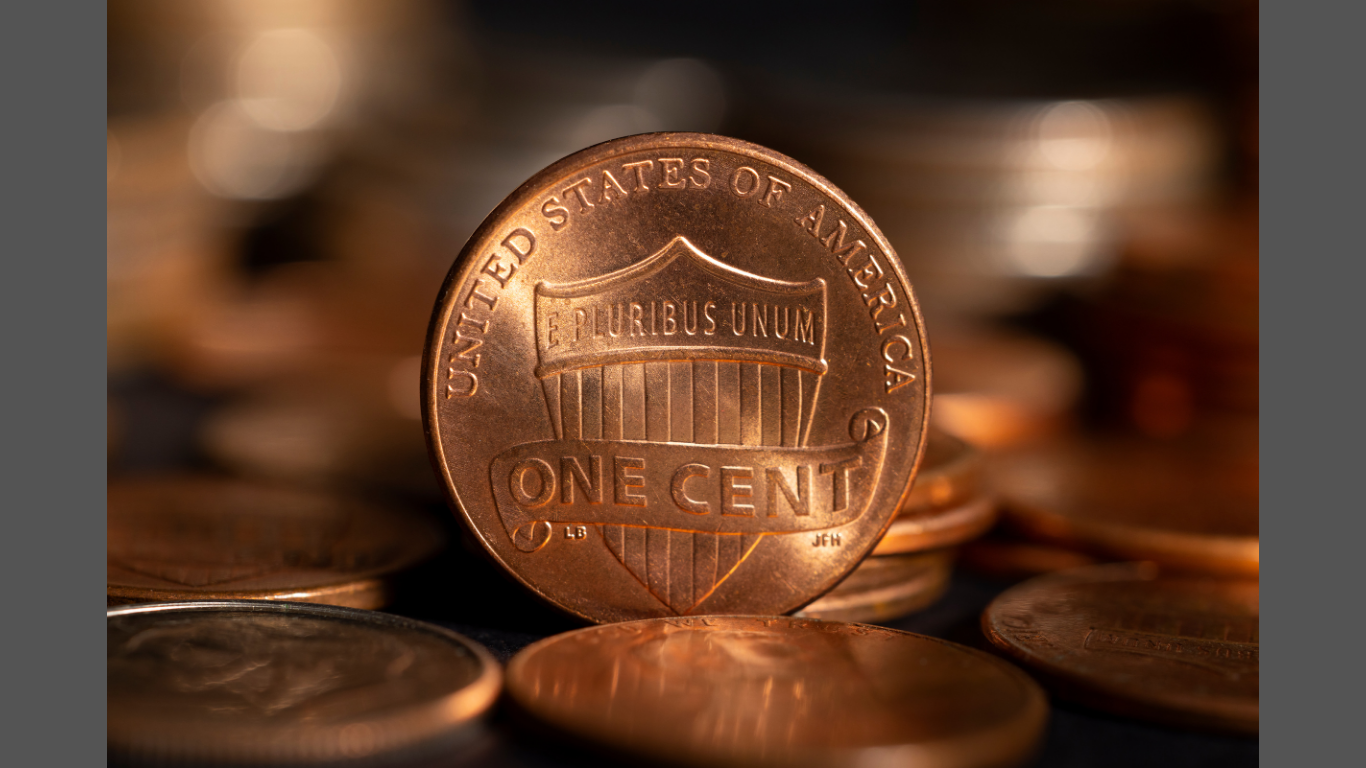 Large Cent Coins: What Are They & Why Do Collectors Love Them. (Image Credit: Magnific)
