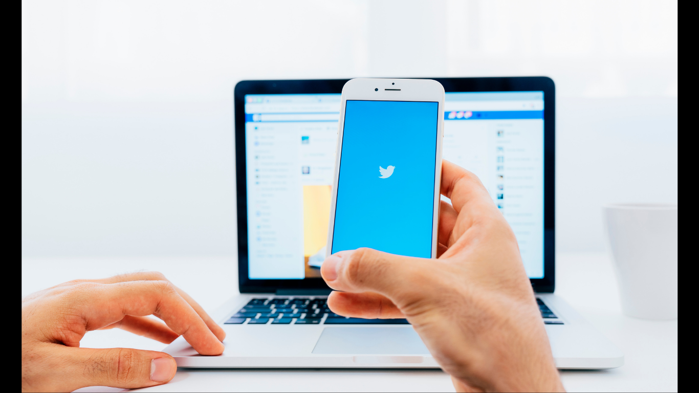 TweetDown Twitter Video Downloader: The Fastest Way to Download Twitter Videos Online. (Image Credit: Magnific)