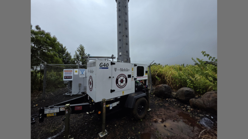 T‑Mobile teams deploying portable generators in Hawaii for Storm Lala. (Image Credit: Business Wire)