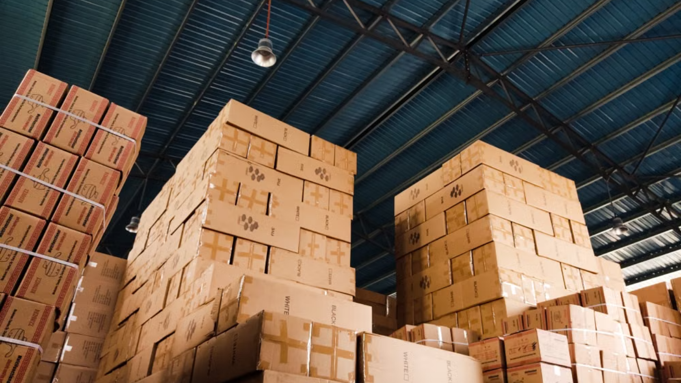 How Commercial Storage Streamlines Business Logistics. (IMAGE SOURCE: https://www.pexels.com/photo/stacked-boxes-in-a-warehouse-10834810/)