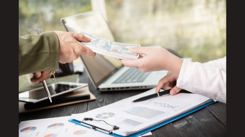 How Do Secured Business Loans Work A Guide for UK Small Businesses (Image Courtesy: jcomp on Magnific)