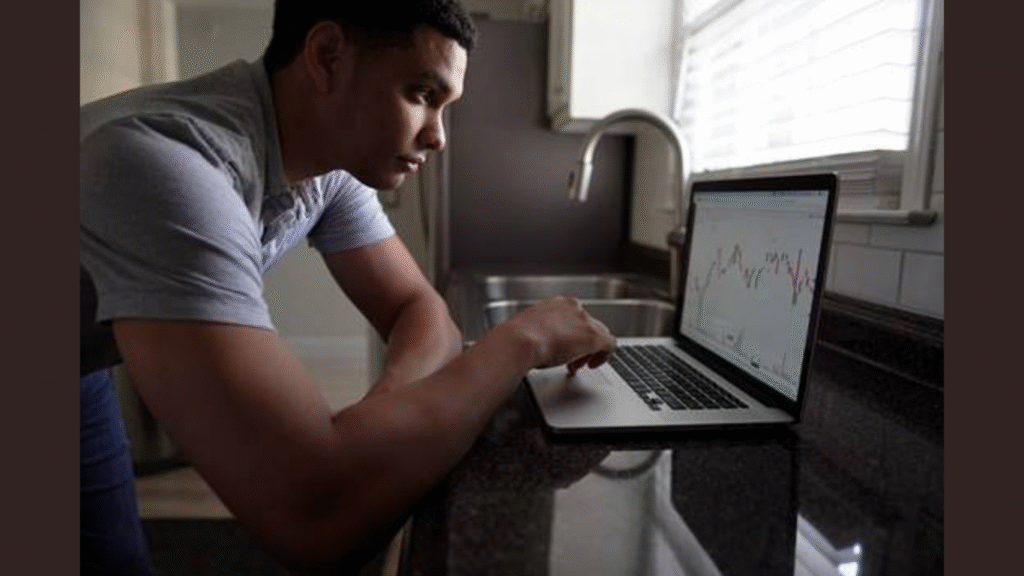 Why Global Investors Track All-Cash Transactions in U.S. Housing (Photo by Joshua Mayo on Unsplash)