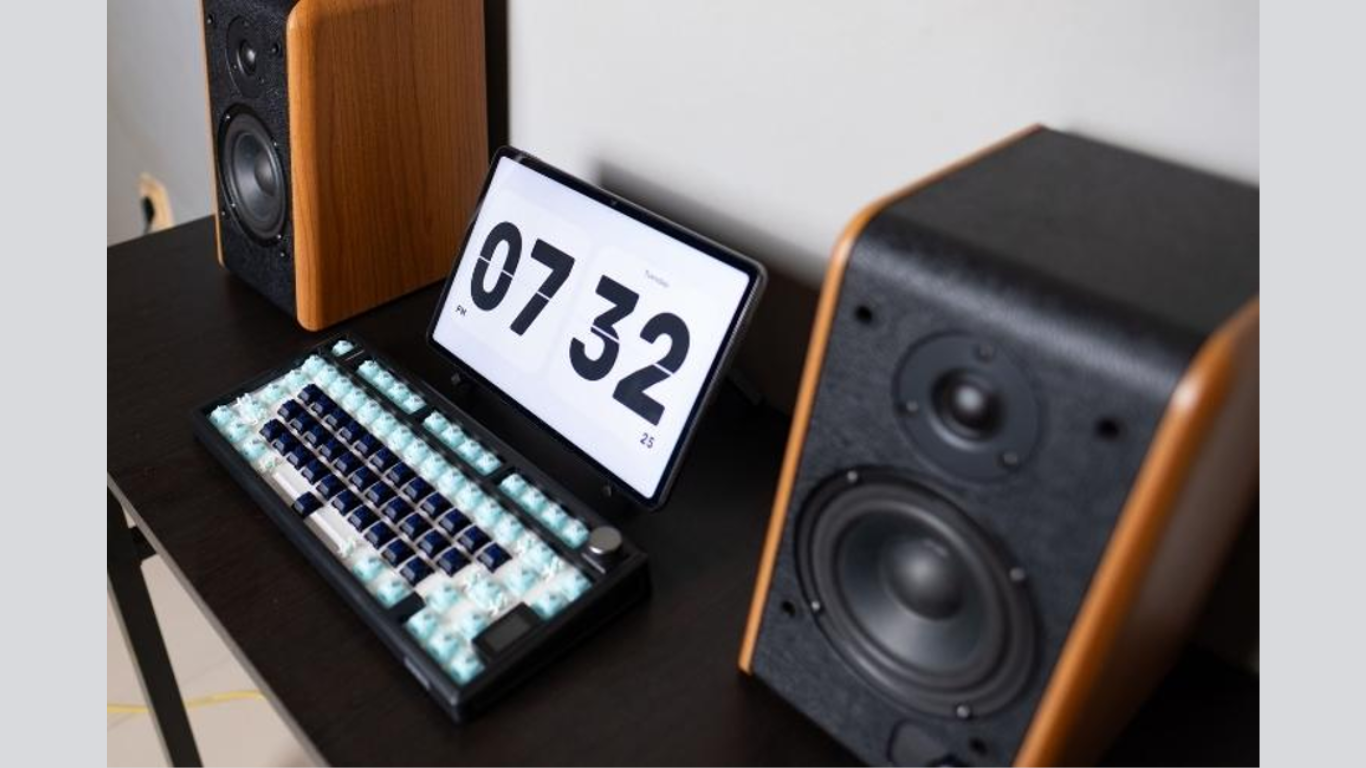 The Rise in Consumer Demand for High-Quality Audio Gear (Image Courtesy: Sogi on pexels.com)