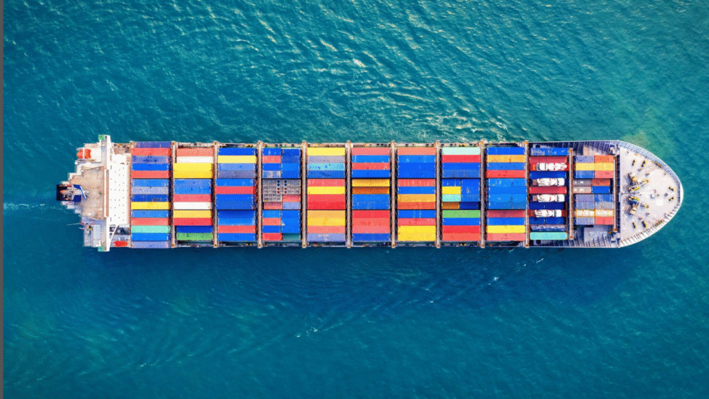 What Tariff Refunds Mean for International Logistics. (Image Credit: Magnific)