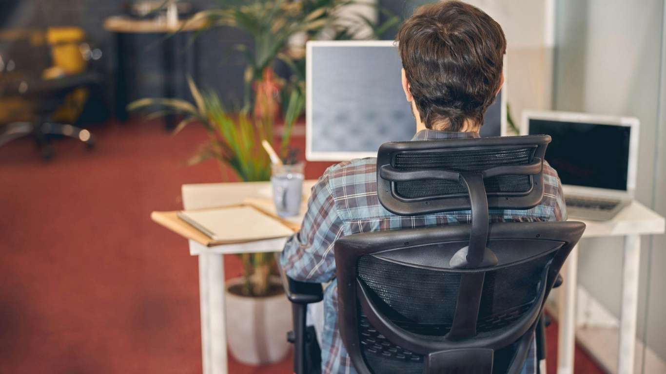 Why Ergonomic Office Chairs Are a Business Investment Not a Furniture Expense. (Image Credit: Magnific)