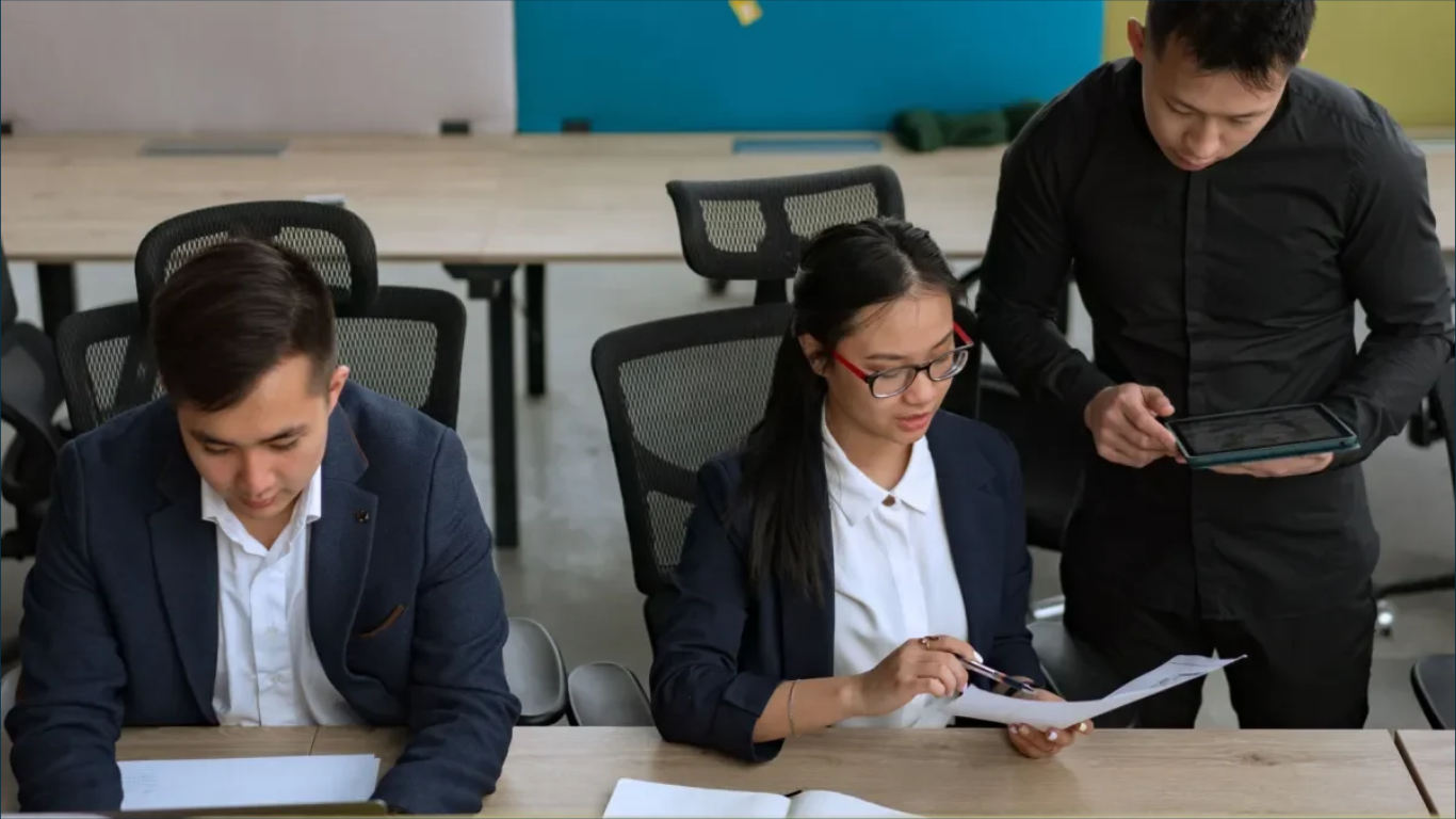NTUC and PwC Singapore Partner to Drive AI Adoption and Reskill Workers (Photo by Mikhail Nilov from Pexels)
