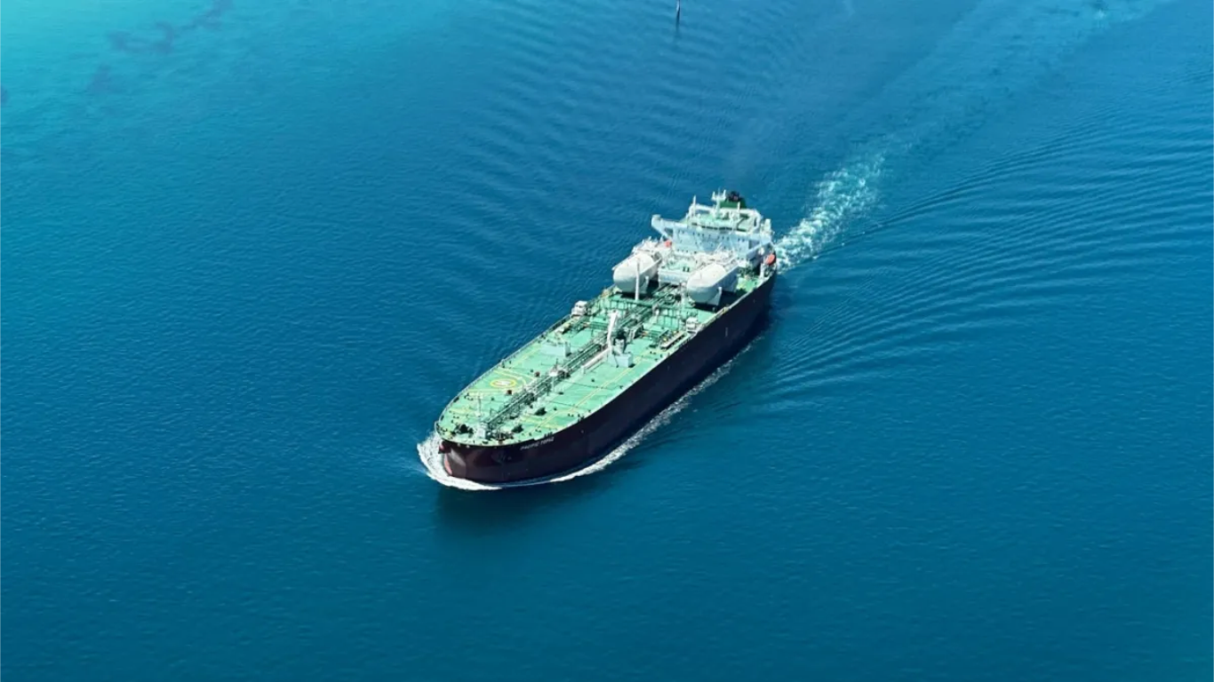 Singapore explores LNG infrastructure for bio‑methane bunkering (Image Courtesy: Singapore Business Review)